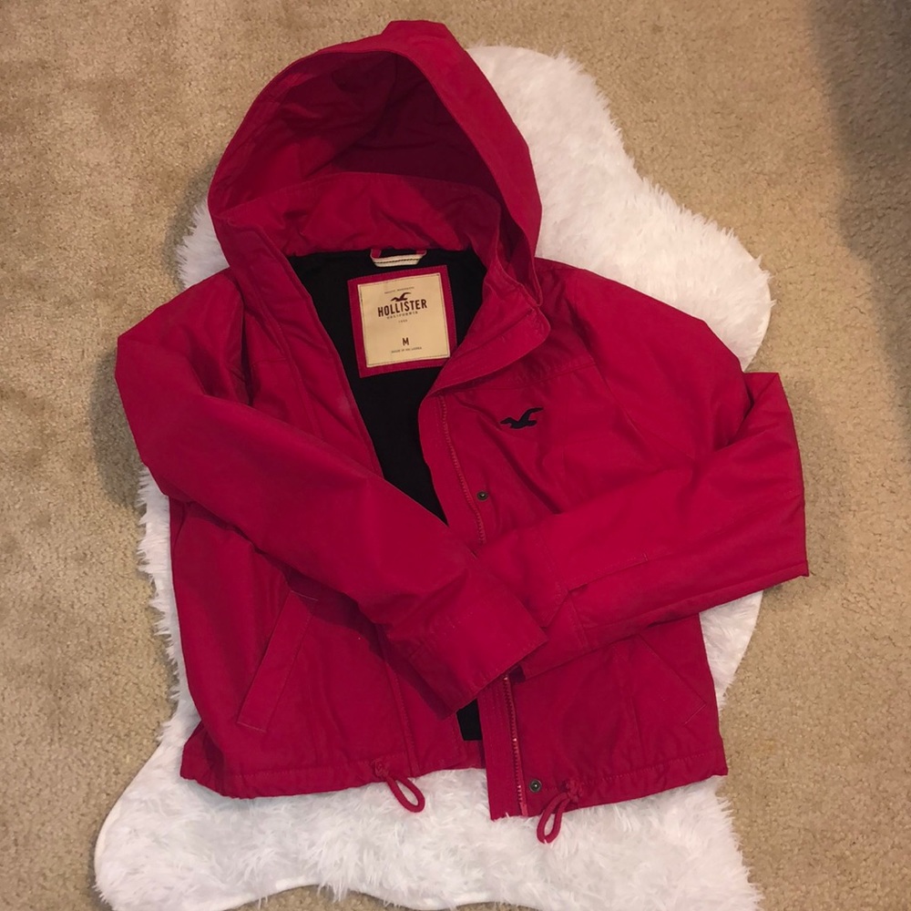 Medium: Hollister Rain Jacket
